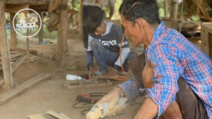 ช่างทำเฟอร์นิเจอร์ไม้